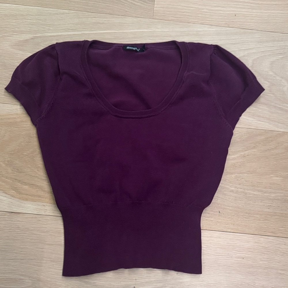 Cute purple short sleeved top good condition see photos